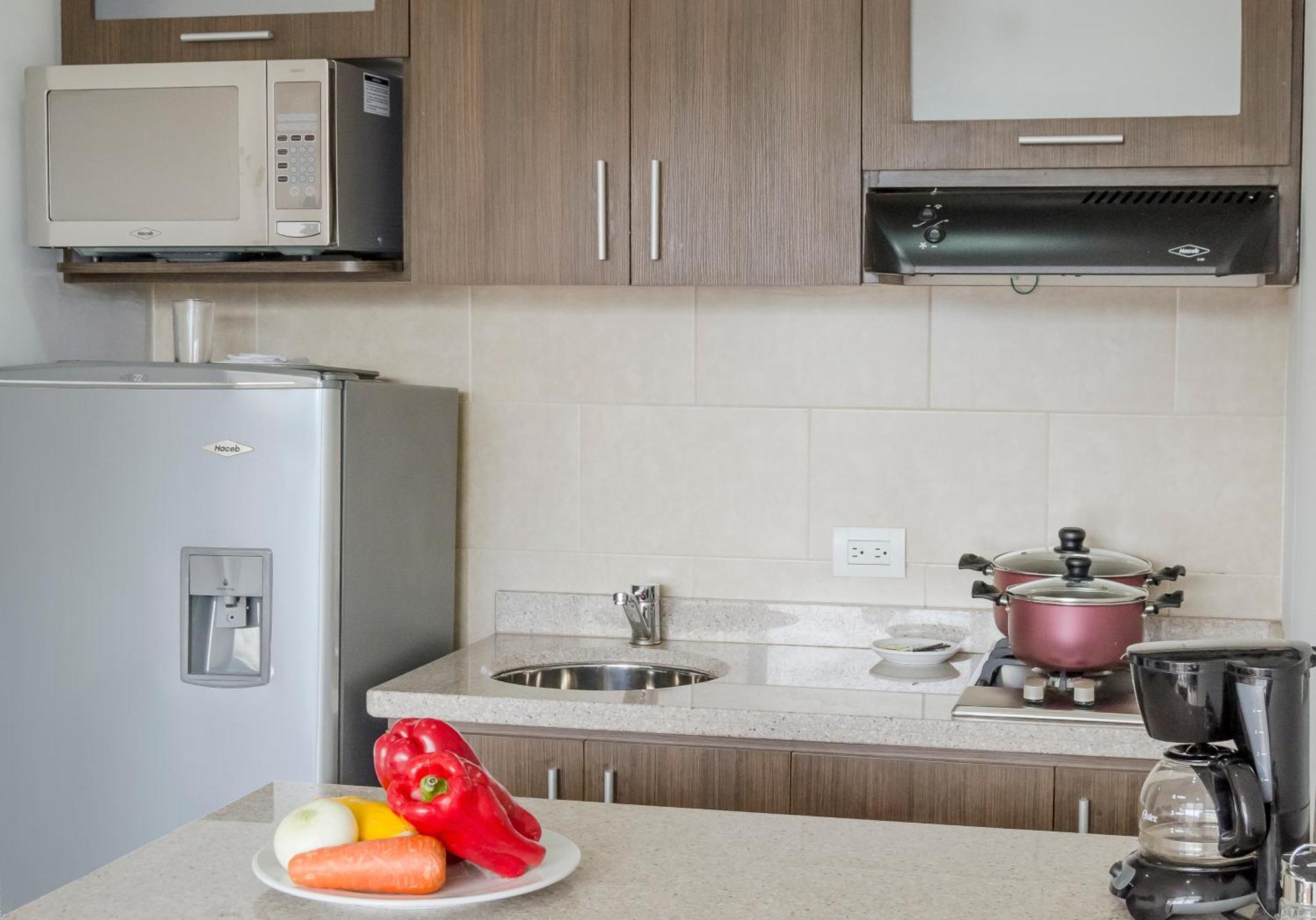 Hotel Apartamentos Regency La Feria Bogotá Eksteriør bilde
