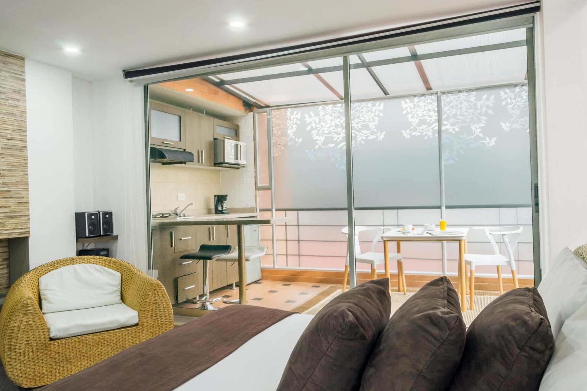 Hotel Apartamentos Regency La Feria Bogotá Eksteriør bilde