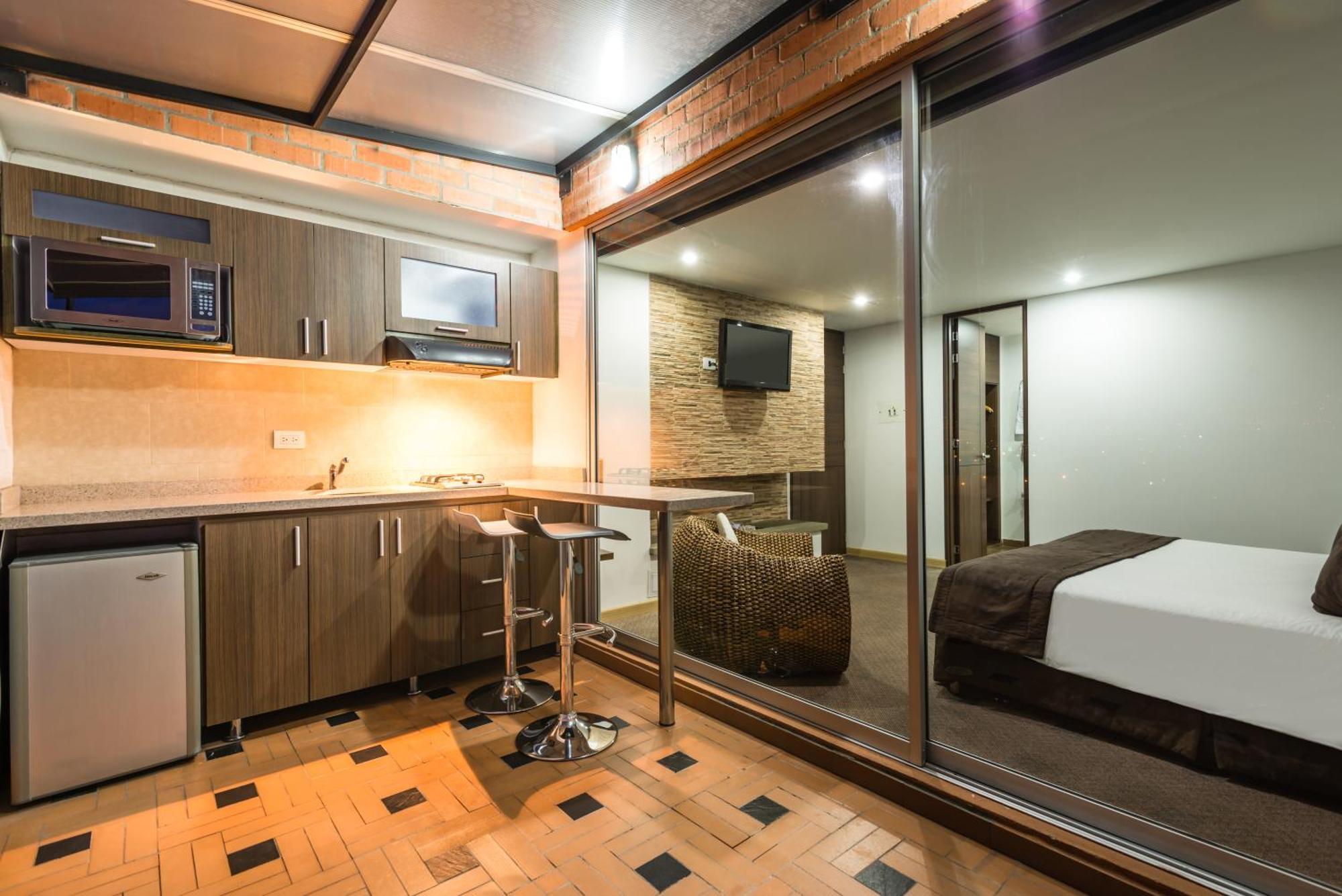 Hotel Apartamentos Regency La Feria Bogotá Eksteriør bilde